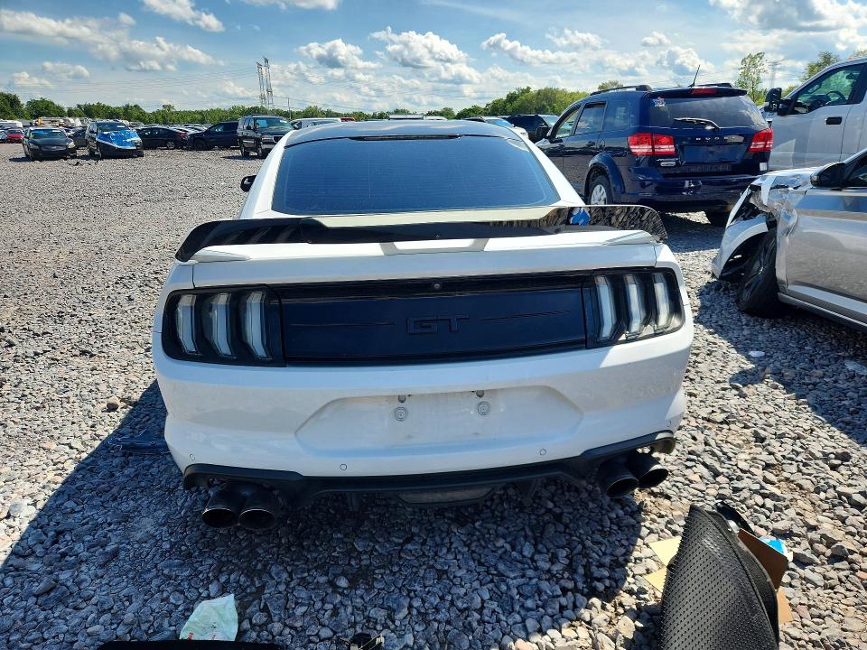 Photo 6 from auction – 2018 FORD MUSTANG with VIN 1FA6P8CF6J5123185