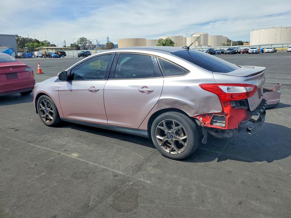 Photo 2 from auction – 2013 FORD FOCUS with VIN 1FADP3F23DL227605