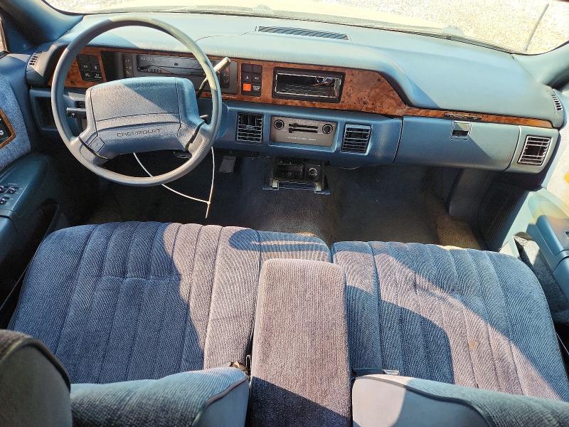 Photo 8 from auction – 1992 CHEVROLET CAPRICE with VIN 1G1BL53E3NR126983