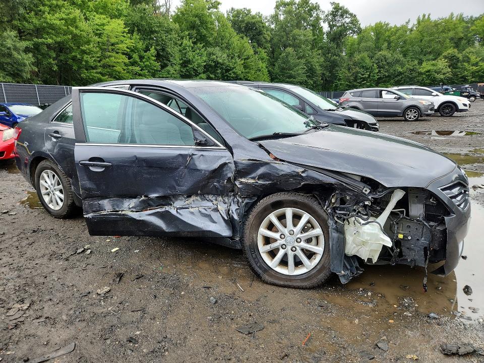 Photo 4 from auction – 2011 TOYOTA CAMRY with VIN 4T1BF3EK2BU664746