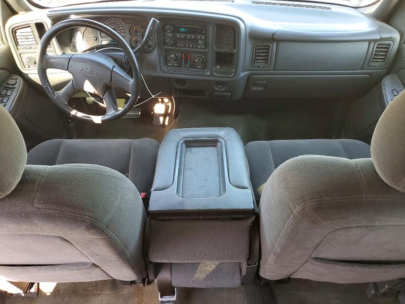 Photo 8 from auction – 2004 CHEVROLET SILVERADO with VIN 2GCEC13T841296825