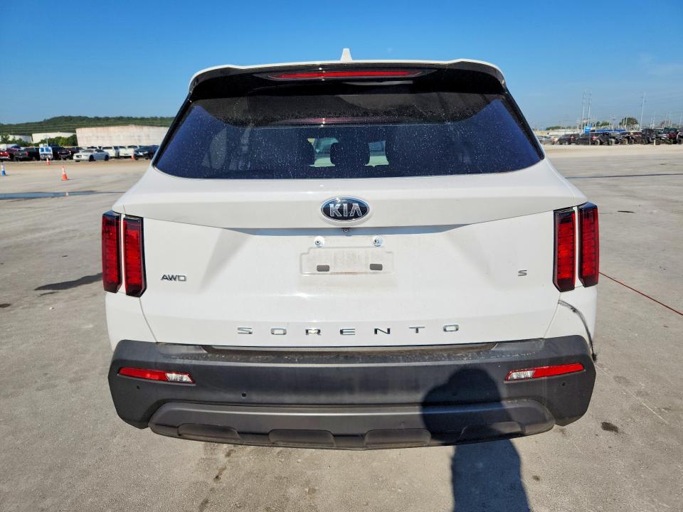 Foto 6 de la subasta – 2021 KIA SORENTO con VIN 5XYRLDLC0MG070979