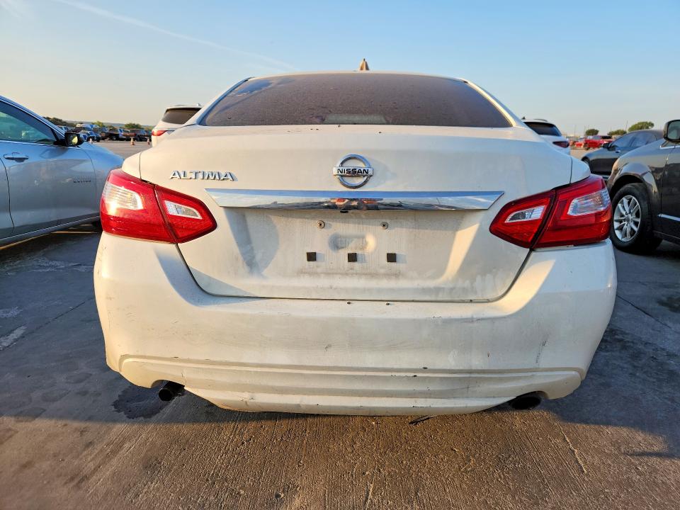 Photo 6 from auction – 2017 NISSAN ALTIMA with VIN 1N4AL3AP0HN324272