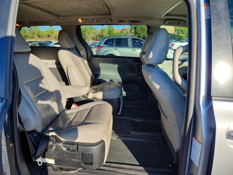 Photo 11 from auction – 2015 TOYOTA SIENNA with VIN 5TDYK3DC9FS638062