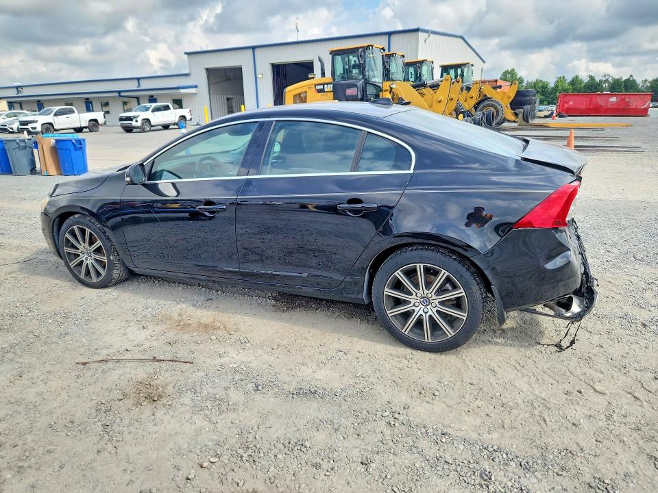 Photo 2 from auction – 2016 VOLVO S60 with VIN LYV402FK3GB092921