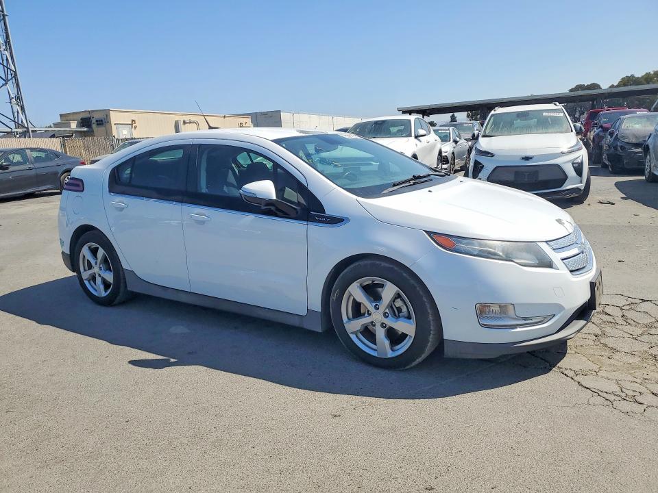 Photo 4 from auction – 2014 CHEVROLET VOLT with VIN 1G1RE6E46EU142370