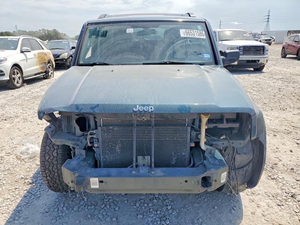 Photo 5 from auction – 2006 JEEP COMMANDER with VIN 1J8HH48N16C150458