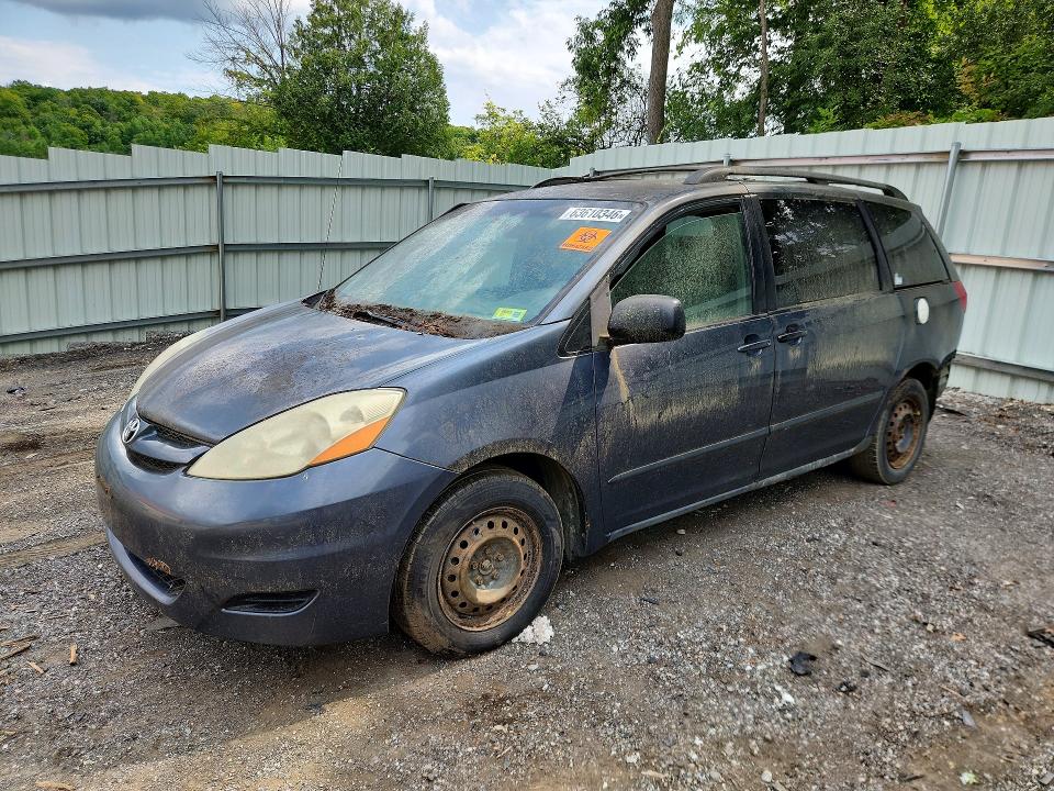2006 TOYOTA SIENNA - Търг №63610346