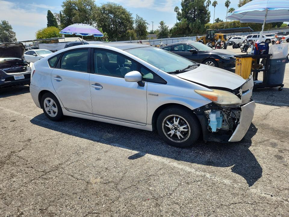 Photo 4 from auction – 2011 TOYOTA PRIUS with VIN JTDKN3DU5B5371475