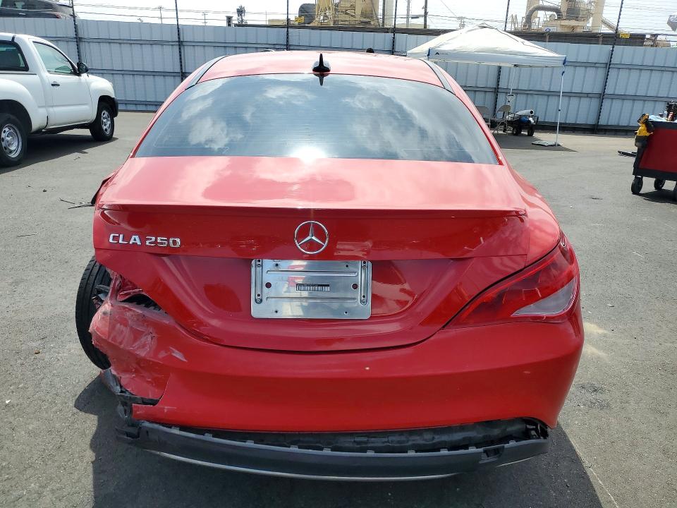Photo 6 from auction – 2018 MERCEDES-BENZ CLA with VIN WDDSJ4EB5JN604385