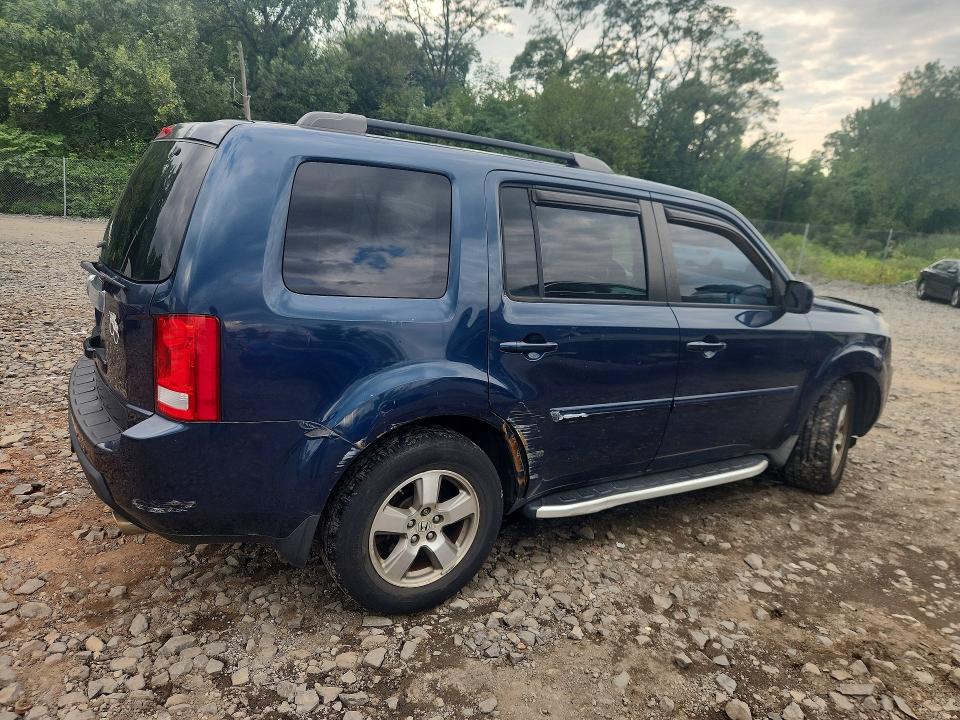 Photo 3 from auction – 2010 HONDA PILOT with VIN 5FNYF4H61AB021170