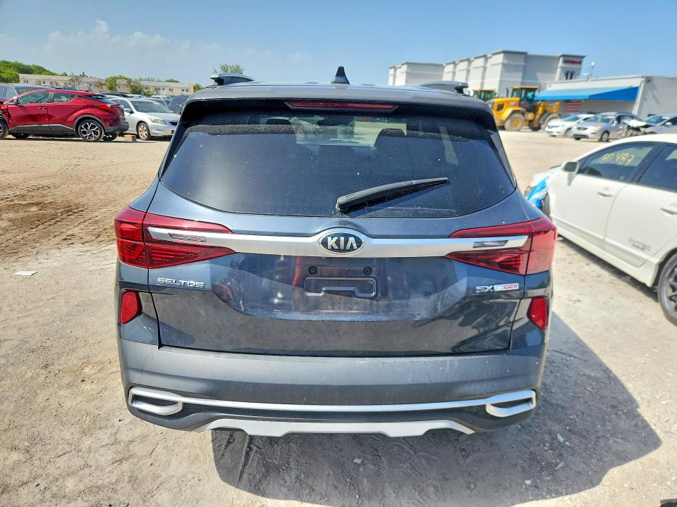 Снимка 6 от търг – 2021 KIA SELTOS с VIN KNDETCA21M7154289