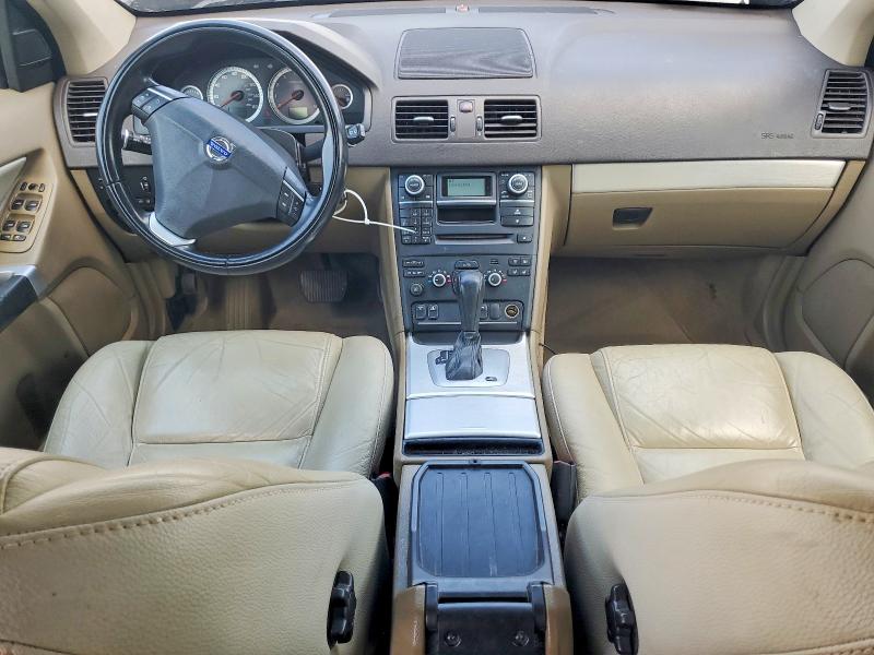 Photo 8 from auction – 2013 VOLVO XC90 with VIN YV4952CZ6D1670079