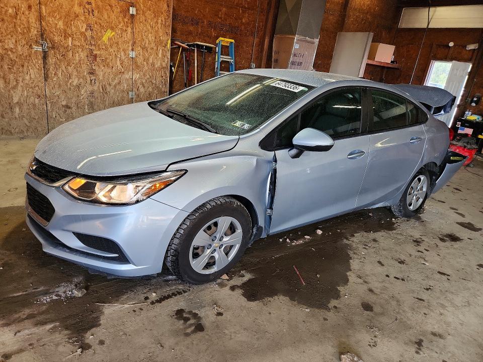 CHEVROLET CRUZE 2018 with VIN 1G1BC5SM8J7146340 - Photo from auction