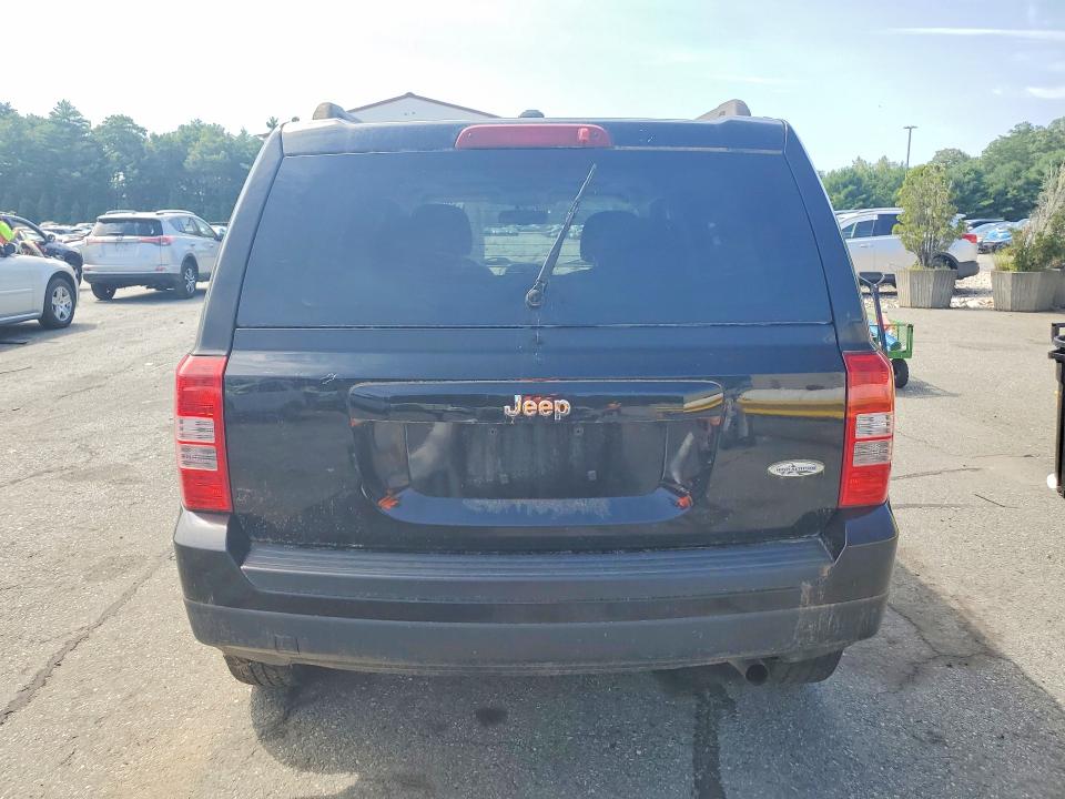 Photo 6 from auction – 2014 JEEP PATRIOT with VIN 1C4NJPAA4ED662098