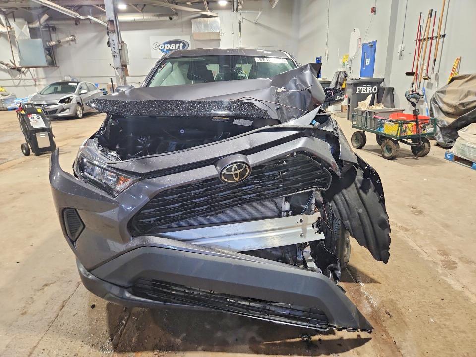 Photo 5 from auction – 2024 TOYOTA RAV4 with VIN 2T3B1RFV9RC490784
