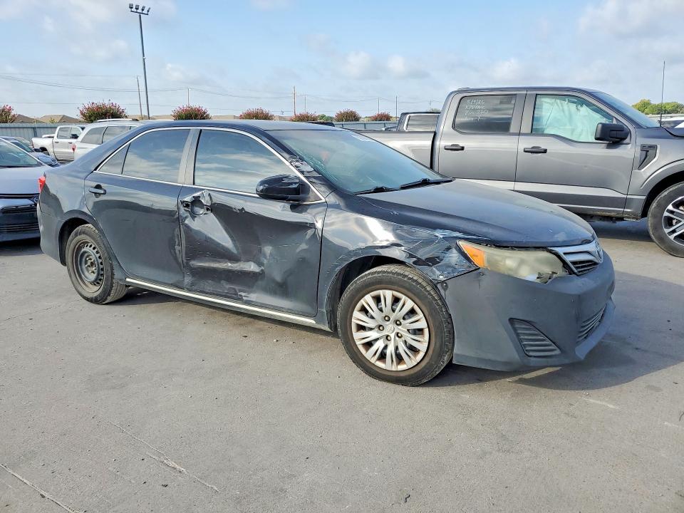 Photo 4 from auction – 2014 TOYOTA CAMRY with VIN 4T1BF1FKXEU421824