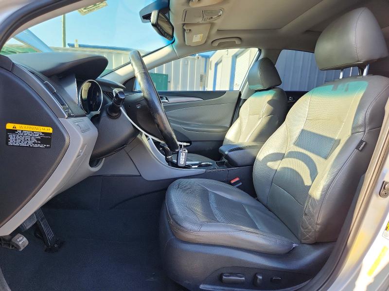 Photo 7 from auction – 2013 HYUNDAI SONATA with VIN KMHEC4A45DA071566