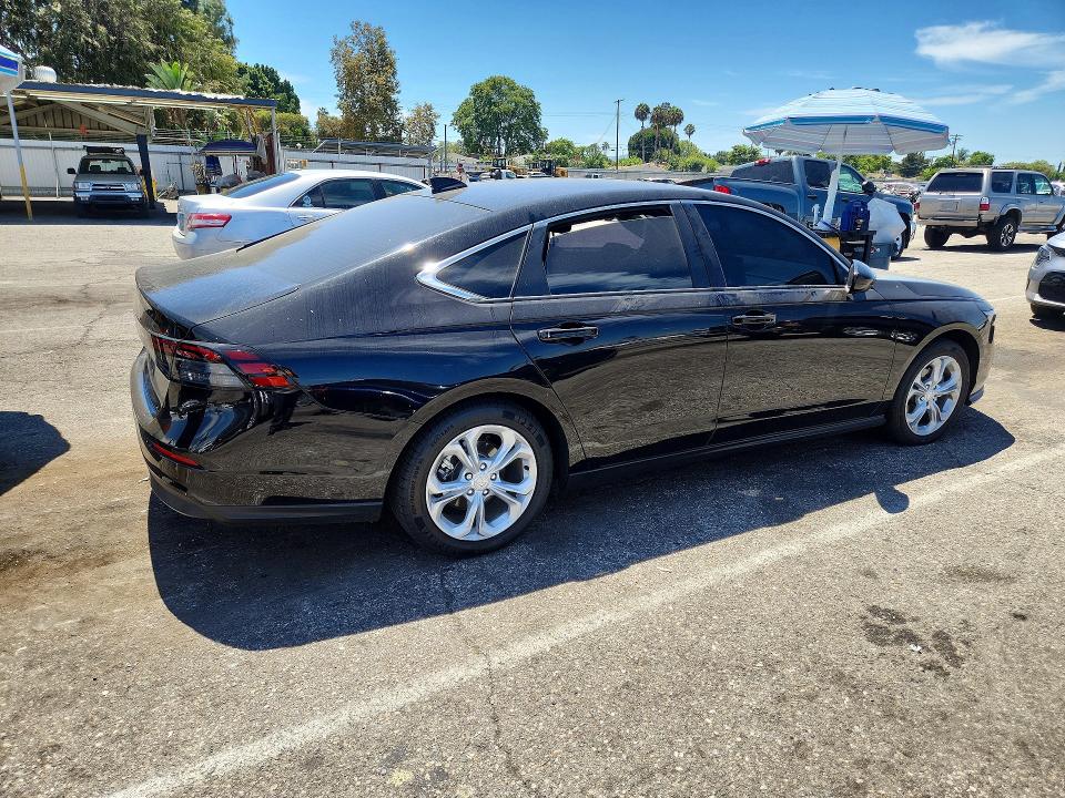 Снимка 3 от търг – 2024 HONDA ACCORD с VIN 1HGCY1F27RA085058