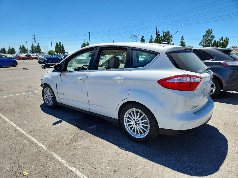 Photo 2 from auction – 2016 FORD C-MAX with VIN 1FADP5BUXGL109249