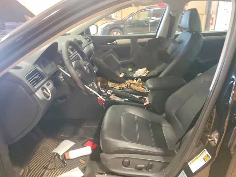 Photo 7 from auction – 2013 VOLKSWAGEN PASSAT with VIN 1VWBP7A31DC013380