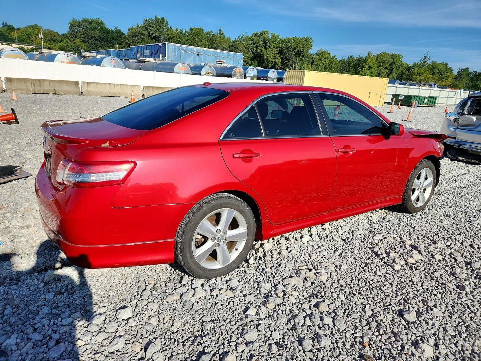 Photo 3 from auction – 2011 TOYOTA CAMRY with VIN 4T1BF3EK7BU150682