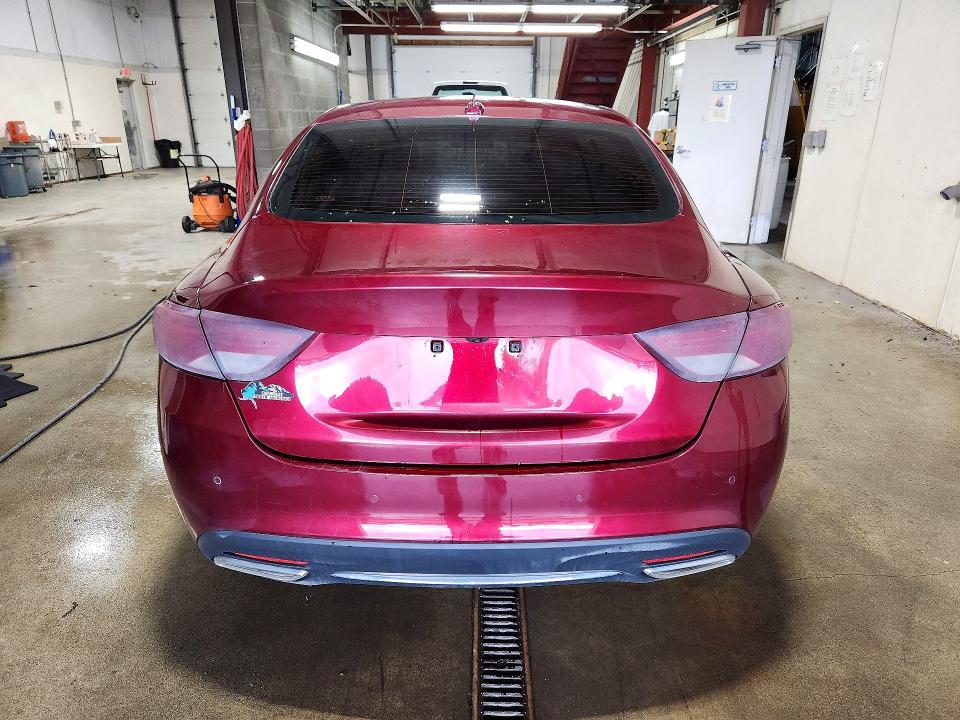 Photo 6 from auction – 2015 CHRYSLER 200 with VIN 1C3CCCEG6FN686931