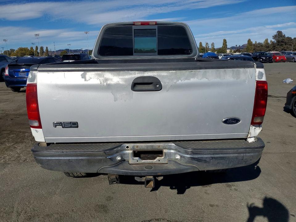 Photo 6 from auction – 2000 FORD F-150 with VIN 1FTRX18L6YNA40427