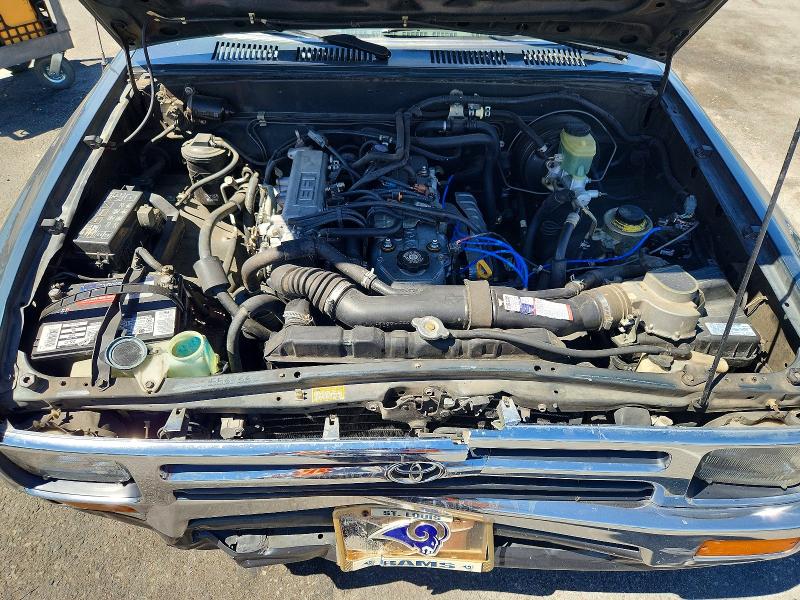 Photo 11 from auction – 1995 TOYOTA PICKUP with VIN JT4RN81P5S5205256