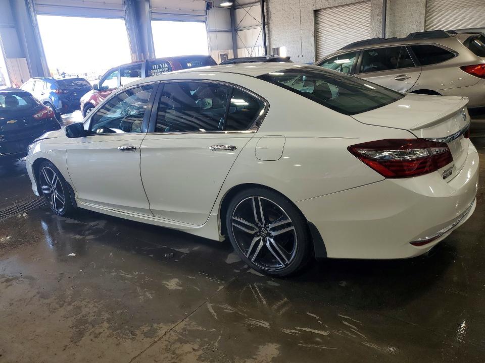 Photo 2 from auction – 2017 HONDA ACCORD with VIN 1HGCR2F52HA039763