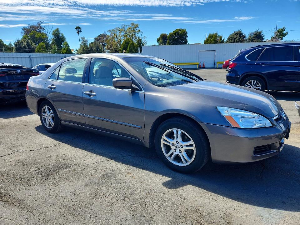 Photo 4 from auction – 2007 HONDA ACCORD with VIN 1HGCM56797A130089