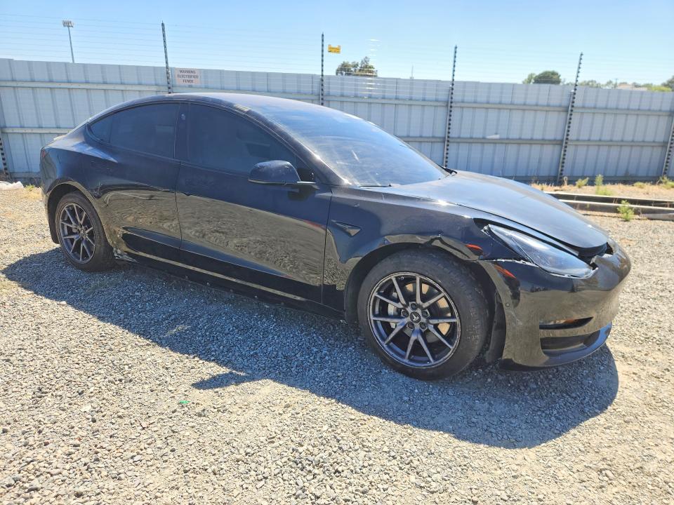 Photo 4 from auction – 2018 TESLA MODEL 3 with VIN 5YJ3E1EB4JF170623