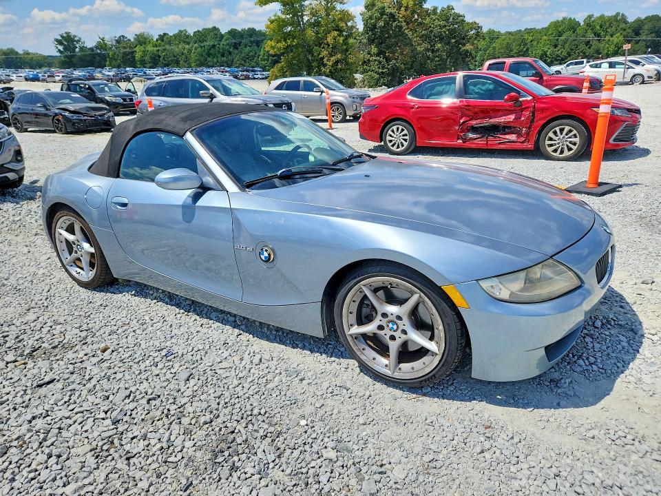 Photo 4 from auction – 2006 BMW Z4 with VIN 4USBU53536LX00954