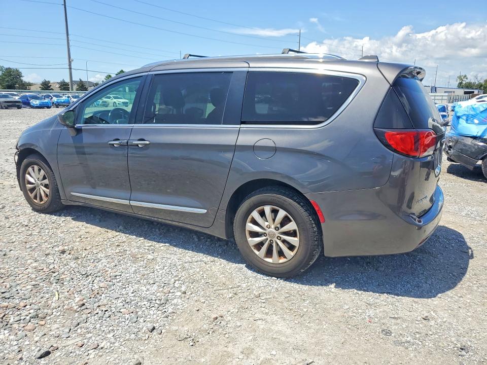 Zdjęcie 2 z aukcji – 2018 CHRYSLER PACIFICA z VIN 2C4RC1BGXJR116246