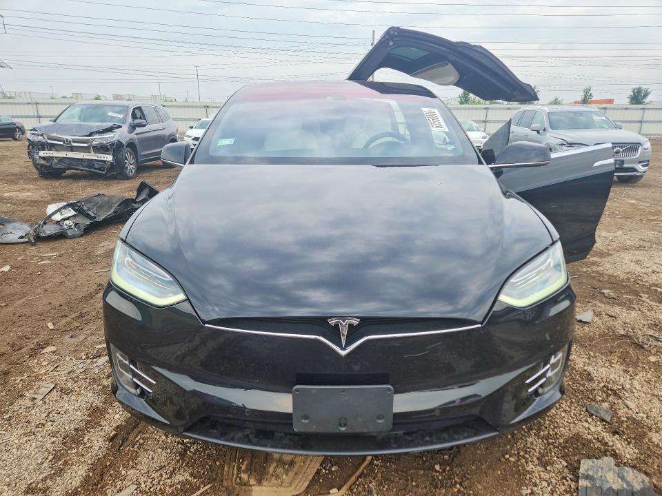 Photo 5 from auction – 2016 TESLA MODEL X with VIN 5YJXCBE41GF005720