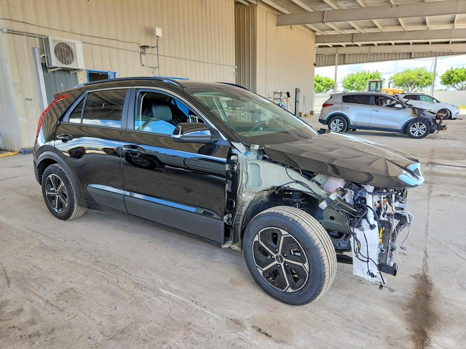 Photo 4 from auction – 2025 KIA NIRO with VIN KNDCR3LE2S5292770