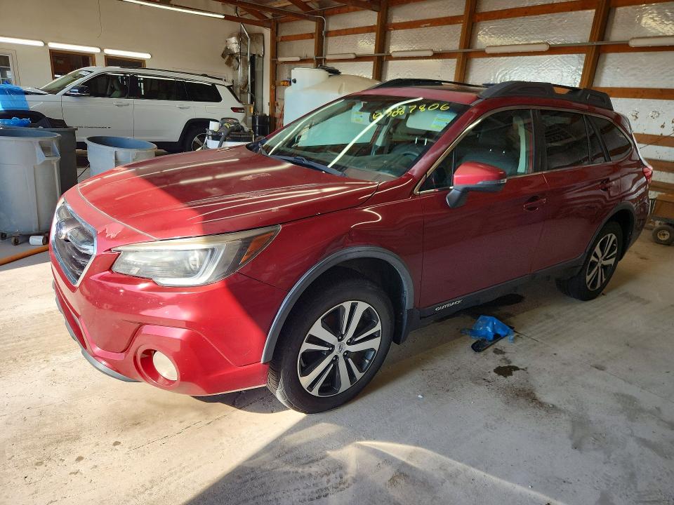 SUBARU OUTBACK 2018 with VIN 4S4BSANC0J3240818 - Photo from auction