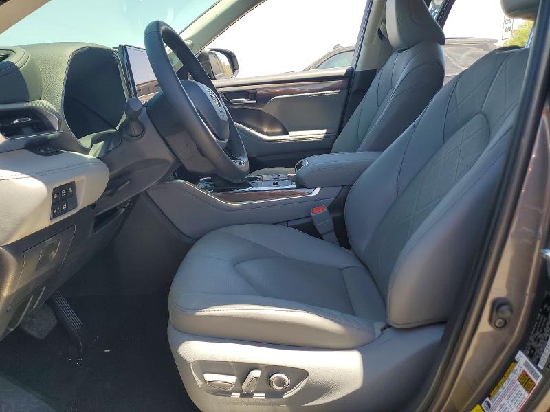 Photo 7 from auction – 2025 TOYOTA HIGHLANDER HYBRID with VIN 5TDEBRCH7SS646691