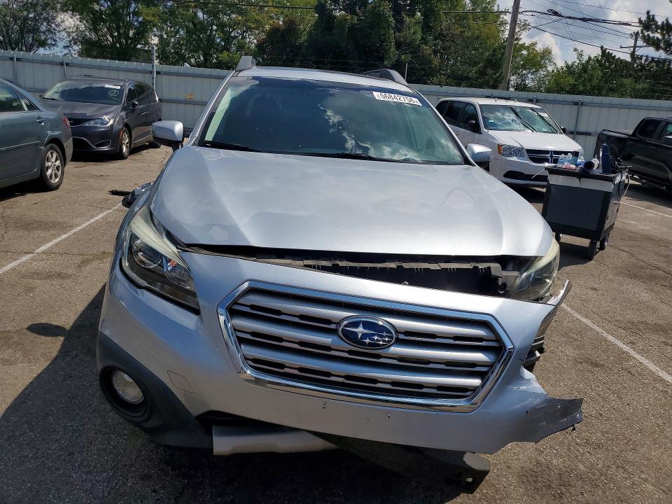 Photo 5 from auction – 2015 SUBARU OUTBACK with VIN 4S4BSBLC1F3212414