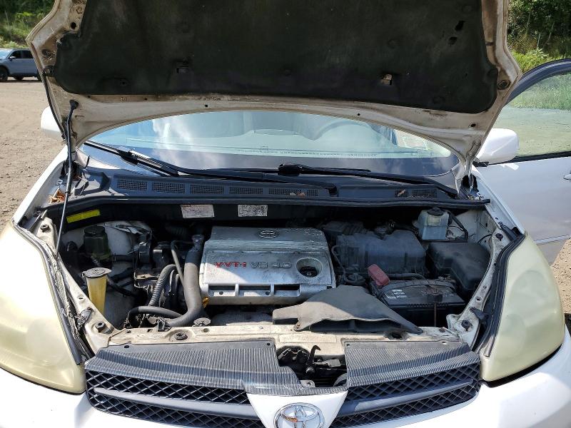 Photo 12 from auction – 2004 TOYOTA SIENNA with VIN 5TDZA22C84S110594