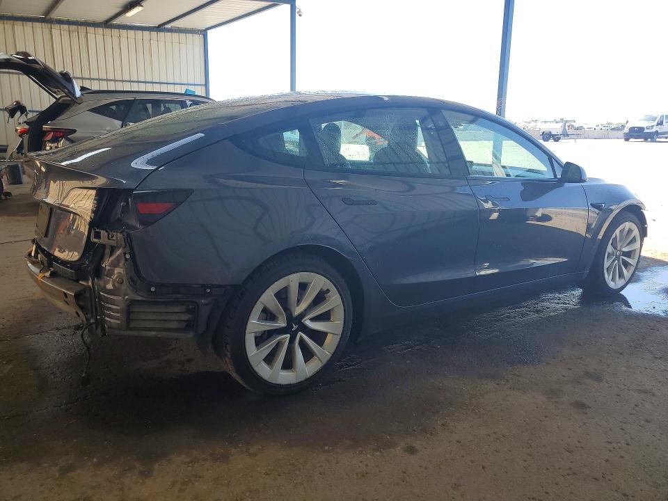 Photo 3 from auction – 2022 TESLA MODEL 3 with VIN 5YJ3E1EAXNF371228