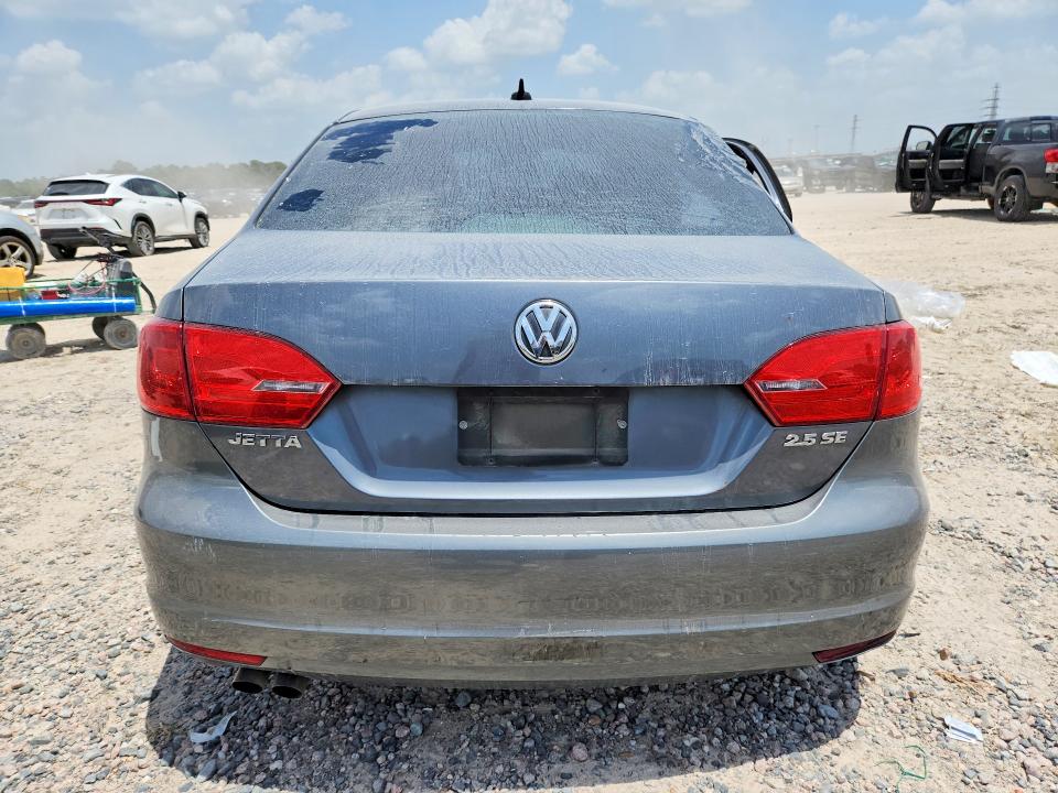 Photo 6 from auction – 2013 VOLKSWAGEN JETTA with VIN 3VWDX7AJ2DM426205