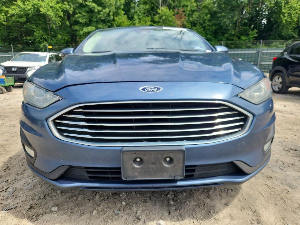 Photo 5 from auction – 2019 FORD FUSION with VIN 3FA6P0HD8KR228656