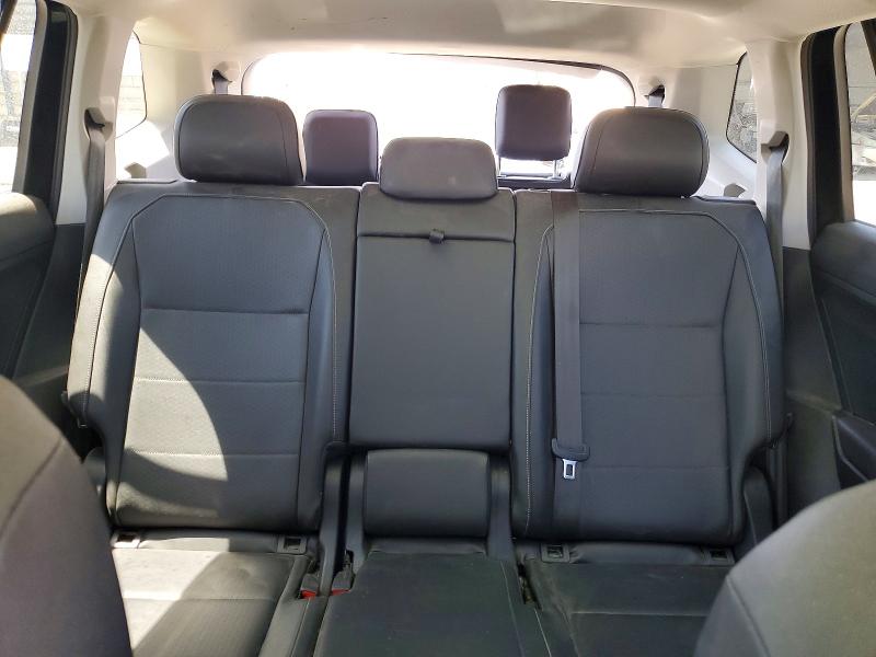 Снимка 10 от търг – 2018 VOLKSWAGEN TIGUAN с VIN 3VV3B7AX4JM173984