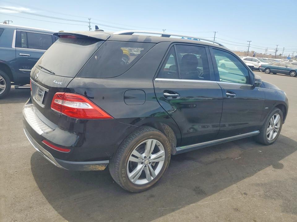 Photo 3 from auction – 2012 MERCEDES-BENZ ML with VIN 4JGDA5HB1CA089864