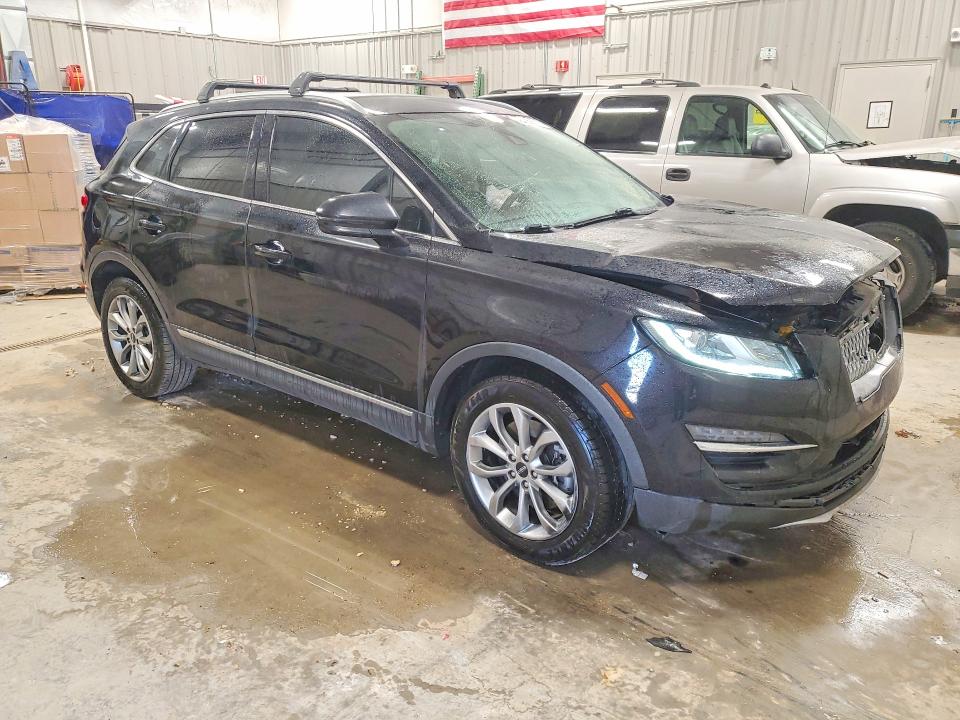 Zdjęcie 4 z aukcji – 2019 LINCOLN MKC z VIN 5LMCJ2D95KUL02340