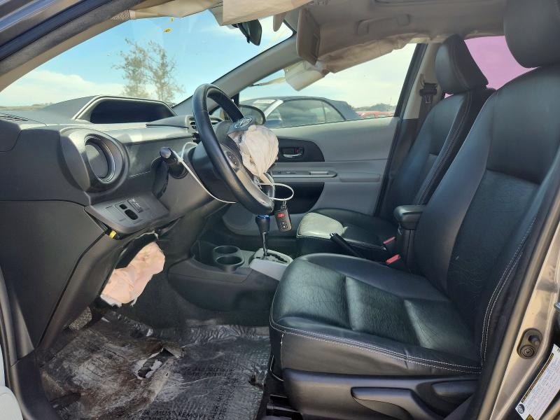 Photo 7 from auction – 2013 TOYOTA PRIUS C with VIN JTDKDTB39D1034136