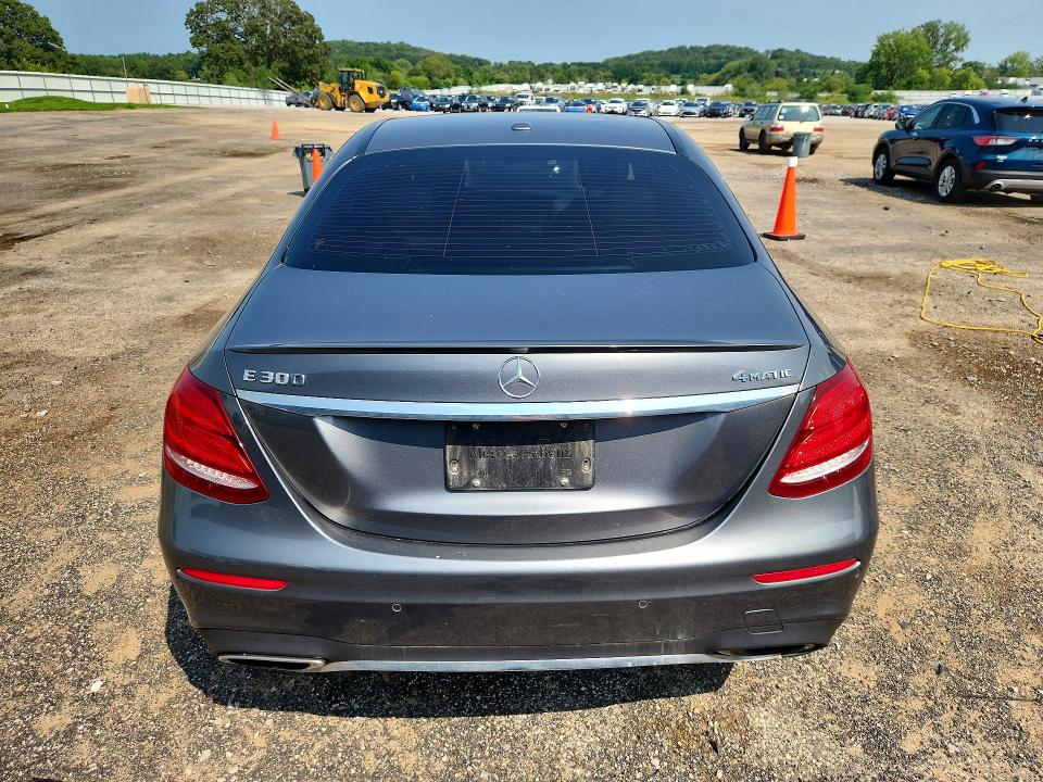 Photo 6 from auction – 2017 MERCEDES-BENZ E with VIN WDDZF4KB8HA146850