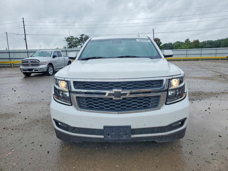 Photo 5 from auction – 2019 CHEVROLET SUBURBAN with VIN 1GNSKHKC2KR350339