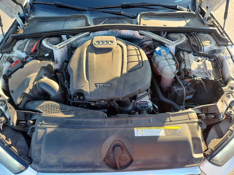 Photo 11 from auction – 2017 AUDI A4 with VIN WAUGNAF49HN022249